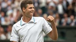 Wimbledon 2021: പോളണ്ടിനെപ്പറ്റി ഒരക്ഷരം മിണ്ടരുത്! ഫെഡററെ ഞെട്ടിച്ച് പോളണ്ട് യുവതാരം