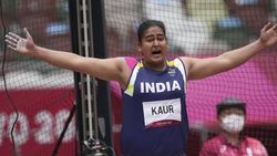 Olympics 2021: മകള്‍ ചരിത്രം കുറിക്കുമ്പോള്‍ അച്ഛന്‍ കൃഷിയിടത്തില്‍!