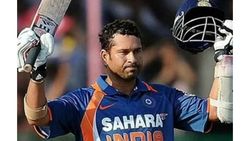 ക്രിക്കറ്റ് ചരിത്രത്തിലെ അഞ്ച് 'സെല്‍ഫിഷ്' പ്രകടനങ്ങള്‍; ഗവാസ്‌കറും സച്ചിനും വാര്‍ണറും പട്ടികയില്‍