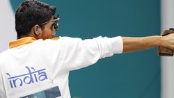 Olympics 2021: ഷൂട്ട് ഓൺ ടാർഗറ്റ്; പത്ത് മീറ്റർ എയർ പിസ്റ്റളിൽ ഒന്നാമനായി ഇന്ത്യയുടെ സൗരഭ് ഫൈനലിൽ