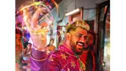 IPL 2021: ഇതു ഞങ്ങളുടെ 'തല'യല്ല, മഹിയെ ഇതെന്തു ചെയ്തു?- ധോണിയുടെ ലുക്കില്‍ ഞെട്ടി ഫാന്‍സ്