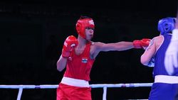 Olympics 2021: സെമിയില്‍ ലവ്‌ലീന പൊരുതി വീണു; ഇടിക്കൂട്ടിൽ ഇന്ത്യയ്ക്ക് വെങ്കലം