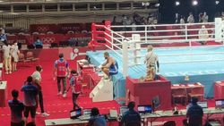 ഇടിക്കൂട്ടിലെ ഇരിപ്പ് സമരം; ടോക്കിയോ ഒളിംപിക്സ് വേദിയിലെ പ്രതിഷേധ കാഴ്ച