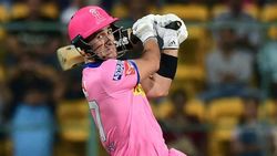 IPL 2021: ഇംഗ്ലീഷ് കൃഷിക്കാരെ കിട്ടുന്നില്ല! വന്‍ ഫ്‌ളോപ്പായ ലിവിങ്‌സ്റ്റണിന് ട്രോള്‍