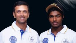 IPL 2021: സഞ്ജുവിന്റെ ഫോമില്‍ ദ്രാവിഡാവും ഏറ്റവും ഹാപ്പി, കാരണം മുന്‍ താരം പറയുന്നു