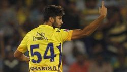 IPL 2021: ധോണിയുടെ ആ 'ടെക്‌നിക്ക്' ബാറ്റിങ് കൂടുതല്‍ എളുപ്പമാക്കി'- തുറന്ന് പറഞ്ഞ് ശര്‍ദുല്‍ ഠാക്കൂര്‍