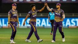 IPL 2021: ഗില്ലിനു ഫിഫ്റ്റി, ഹൈദരാബാദിനെതിരേ കൊല്‍ക്കത്ത പൊരുതി നേടി- പ്ലേഓഫ് പ്രതീക്ഷ
