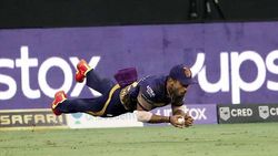 IPL 2021: കെഎല്‍ രാഹുല്‍ ഔട്ടോ നോട്ടൗട്ടോ? ത്രിപാഠിയുടെ ക്യാച്ചില്‍ വിവാദം കത്തുന്നു, 'വില്ലന്‍' അംപയര്‍