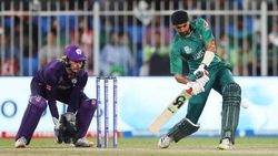 T20 World Cup: അടിയോടടി, കൈയടിച്ച് സാനിയയും- രാഹുലിന്റെ റെക്കോര്‍ഡിനൊപ്പം ഇനി മാലിക്കും