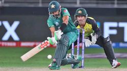 T20 World Cup: ബാബറിനെക്കൊണ്ട് തോറ്റു! കോലിയുടെ മറ്റൊരു റെക്കോര്‍ഡും തെറിച്ചു