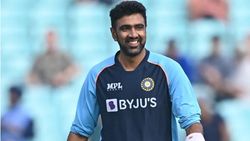 T20 World Cup: അശ്വിന് എന്തുകൊണ്ട് അവസരം നല്‍കിയില്ല? അന്വേഷണം നടത്തേണ്ട കാര്യം- വെങ്‌സര്‍ക്കാര്‍