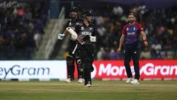 T20 World Cup 2021: ഇംഗ്ലണ്ടിനോട് കണക്കുതീര്‍ത്ത് കിവീസ്, മത്സരത്തിലെ മൂന്ന് വഴിത്തിരിവുകളിതാ