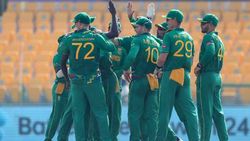 T20 World Cup: ബംഗ്ലാദേശിനെ എറിഞ്ഞിട്ടു, തകര്‍പ്പന്‍ ജയവുമായി സൗത്താഫ്രിക്ക മുന്നോട്ട്