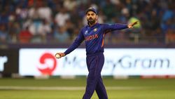 T20 World Cup 2021: കോലി 'ഡമ്മി 'ക്യാപ്റ്റന്‍, ടീമിനുള്ളില്‍ പടയൊരുക്കം? സംശയം തോന്നിപ്പിക്കുന്ന കാരണങ്ങളിതാ