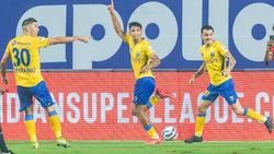 ISL 2021-22: ഹാട്രിക്ക് വിജയമില്ല, ജംഷഡ്പൂരുമായി സമനില സമ്മതിച്ച് ബ്ലാസ്റ്റേഴ്‌സ്