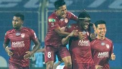 ISL 2021-22: ആറു ഗോള്‍ ത്രില്ലര്‍, മുംബൈയ്ക്ക് മൂക്കുകയറിട്ട് നോര്‍ത്ത് ഈസ്റ്റ്