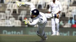 IND vs SA: റിഷഭിനെ 'പിടിച്ചാല്‍ കിട്ടില്ല', ധോണിയുടെ മറ്റൊരു റെക്കോഡും തിരുത്തി തലപ്പത്ത്