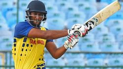 'മിന്നല്‍' ബാറ്റിങ്ങുമായി ഷാരൂഖ് ഖാന്‍, 39 പന്തില്‍ നേടിയത് 79* റണ്‍സ്, ലേലത്തില്‍ കോടികള്‍ വാരും