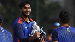 വിജയ് ഹസാരെ ട്രോഫി: വെങ്കടേഷിന് വെടിക്കെട്ട് സെഞ്ച്വറി, കേരളം തോറ്റു; നൂറടിച്ച് വീണ്ടും റുതുരാജ്