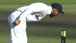 IND vs SA: എല്‍ബിഡബ്ല്യു നടക്കില്ല, ക്യാച്ചോ ബൗള്‍ഡോ മാത്രം!- സ്റ്റംപ് മൈക്കിലൂടെ ആഞ്ഞടിച്ച് കോലി