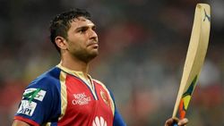 IPL2022: കണ്ണുതള്ളുന്ന പ്രതിഫലം കിട്ടി, എന്നിട്ടും വന്‍ 'ഫ്‌ളോപ്പ്', ആ അഞ്ച് പേര്‍ ഇവരാണ്