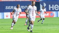 ISL: എടികെ മോഹന്‍ ബഗാനെ സമനിലയില്‍ തളച്ച് ഒഡീഷ എഫ്‌സി, റോയ് കൃഷ്ണക്ക് റെഡ് കാര്‍ഡ്