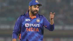 രോഹിത് കിടു ക്യാപ്റ്റന്‍, പക്ഷെ ഒരു പ്രശ്നമുണ്ട് ! പ്രധാന വെല്ലുവിളി ചൂണ്ടിക്കാട്ടി കാര്‍ത്തിക്