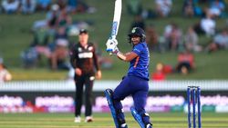 Womens world cup: കിവികള്‍ക്കു മുന്നില്‍ ഇന്ത്യ തകര്‍ന്നു, വന്‍ തോല്‍വി