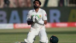 ബാബര്‍ ദി ഗ്രേറ്റ്, ലോക റെക്കോര്‍ഡ്!- ടെസ്റ്റ് ചരിത്രത്തില്‍ ഇതാദ്യം