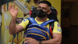 IPL 2022: സിഎസ്‌കെയുടെ സര്‍പ്രൈസ്, ക്യാപ്റ്റന്‍സി ഒഴിഞ്ഞ് ധോണി, ജഡേജ പുതിയ നായകന്‍