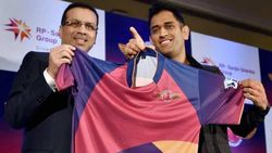 IPL: എന്നെ ഉപദേശിക്കാന്‍ വരേണ്ട, വേണമെങ്കില്‍ അങ്ങോട്ട് ചോദിക്കാമെന്ന് ധോണി! വന്‍ വെളിപ്പെടുത്തല്‍