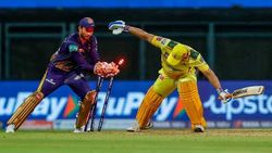 IPL 2022: മിന്നല്‍ ജാക്‌സണ്‍- ഇത് ധോണിയോയെന്നു സച്ചിന്‍! ഹെല്‍മറ്റ് ഇടൂയെന്നു യുവി