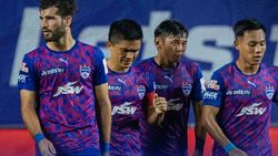 ISL: ഛേത്രി രക്ഷകനായി, ഒറ്റഗോളില്‍ ഈസ്റ്റ് ബംഗാളിനെ വീഴ്ത്തി ബംഗളൂരുവിന് മടക്കം