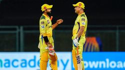 IPL 2022: തലയുടെ വിളയാട്ടം, എംഎസ്ഡി റിട്ടേണ്‍സ്, ധോണിയുടെ ഫിഫ്റ്റി ആഘോഷിച്ച് ആരാധകര്‍