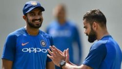 അവന്‍ ഒറ്റയ്ക്ക് മതി ആരെയും തീര്‍ക്കാന്‍, മൂന്നാം നമ്പറില്‍ ഫ്‌ളോപ്പായ വിജയ് ശങ്കറിന് വന്‍ ട്രോള്‍