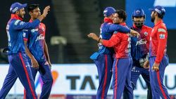 IPL 2022: ഡിസി ക്യാംപിനെ ആശങ്കയിലാക്കി കൊവിഡ്, ഒരു താരം പോസിറ്റീവ്! ടീം ക്വാറന്‍റീനില്‍