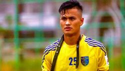 ISL: ഇനിയും യെല്ലോ, ജീക്‌സണ്‍ എങ്ങോട്ടുമില്ല- 2025 വരെ ബ്ലാസ്‌റ്റേഴ്‌സുമായി കരാര്‍ നീട്ടി