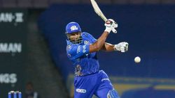 IPL 2022: പൊള്ളാര്‍ഡിനെ മുംബൈയ്ക്കു വിശ്വാസമില്ല! കാരണം ചോപ്ര പറയുന്നു