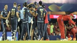 IPL 2022:'ക്രിക്കറ്റിലെ ഭ്രാന്തനായ താരം', തെവാത്തിയയെ വാഴ്ത്തി ആരാധകര്‍, ട്വിറ്റര്‍ പ്രതികരണങ്ങള്‍