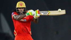 IPL: രണ്ടിലൊരു ടീമിനൊപ്പം കപ്പടിക്കണം! ലീഗിലേക്കു തിരിച്ചുവരുമെന്ന് ഗെയ്ല്‍