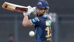 IPL 2022: എന്തൊരു ഫ്‌ളോപ്പാണ്, ഗുജറാത്തിന് വേണ്ടി ഇനി കളിക്കില്ല, വേഡിന്റെ ഭാവി പ്രവചിച്ച് ഫാന്‍സ്