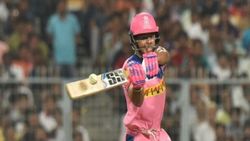 IPL 2022: തേര്‍ഡ് അംപയറെ പരിഹസിച്ചു, റിയാന്‍ പരാഗിനെതിരേ ആരാധകര്‍ കലിപ്പില്‍, ട്രോള്‍