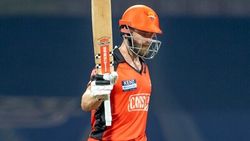 IPL 2022: വാര്‍ണര്‍ക്ക് പകരം ഇവനെ കൊടുക്കാമായിരുന്നു, എന്തൊരു മുട്ടിക്കളി, വില്യംസണ് ട്രോള്‍