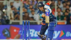 IPL 2022: 'ഏഴാം നമ്പര്‍, സിക്‌സര്‍ ഫിനിഷ്', ഗുജറാത്തിന്റെ ധോണിയായി ശുബ്മാന്‍, സാമ്യതകള്‍ ഇതാ