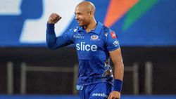 IPL 2022: മുംബൈ ടീമിലേക്ക് വീണ്ടുമൊരു താരം കൂടി, പേസര്‍ക്കു പകരം വന്നത് ബാറ്റര്‍!