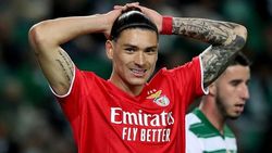 ക്ലോപ് ആരാ മോന്‍! കണ്ടില്ലേ, മാഞ്ചസ്റ്ററിനെ കാഴ്ചക്കാരാക്കി സ്‌ട്രൈക്കറെ റാഞ്ചിയത്!!