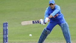 T20 World cup: സ്ലോ ബാറ്റിങ്, ആരാധകരെ 'വെറുപ്പിച്ച' ഇന്ത്യക്കാര്‍- ഒന്നാമന്‍ ധോണി!