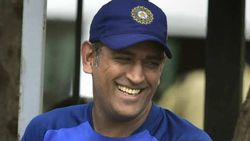 ധോണി തുടക്കമിട്ട ട്രെന്‍ഡുകള്‍, ഇപ്പോള്‍ ചിലര്‍ കോപ്പിയടിക്കുന്നു!- ഇതാ അഞ്ചെണ്ണം