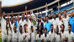 മുംബൈയെന്ന വന്മരം വീണു, രഞ്ജി ട്രോഫിയില്‍ മധ്യപ്രദേശിന് കന്നി മുത്തം