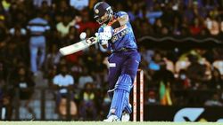 IPL 2023: 'ലങ്കന്‍ പാണ്ഡ്യ', മുംബൈയടക്കം മൂന്നു ടീമുകള്‍ ഷനകയ്ക്കായി വല വീശും?